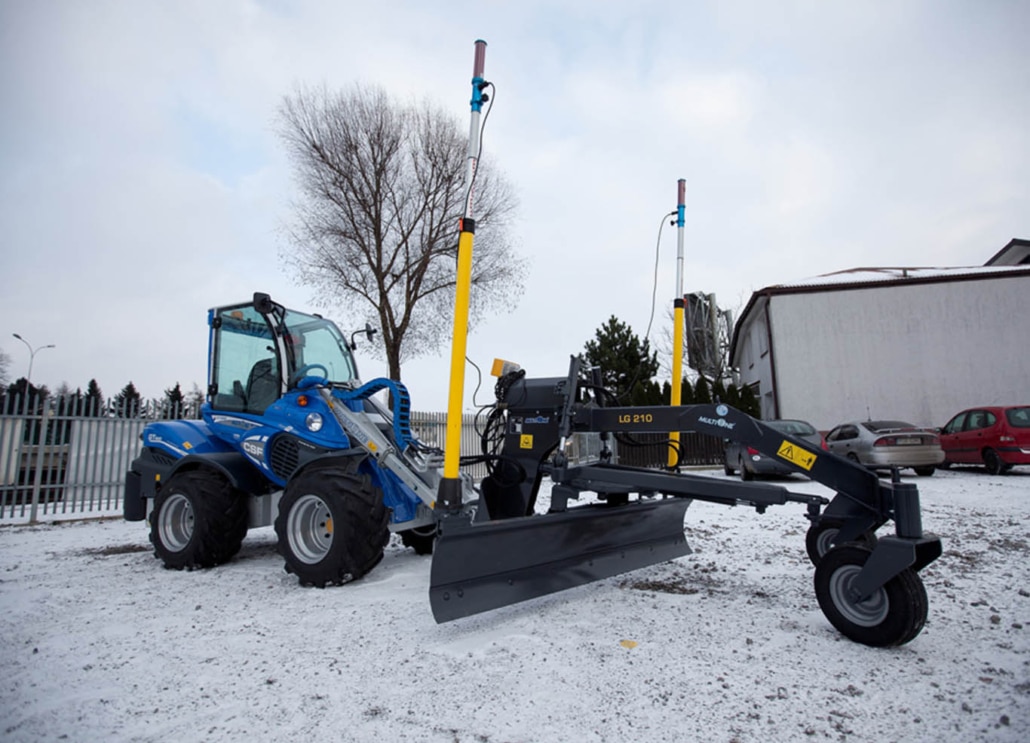 grader full view from right side