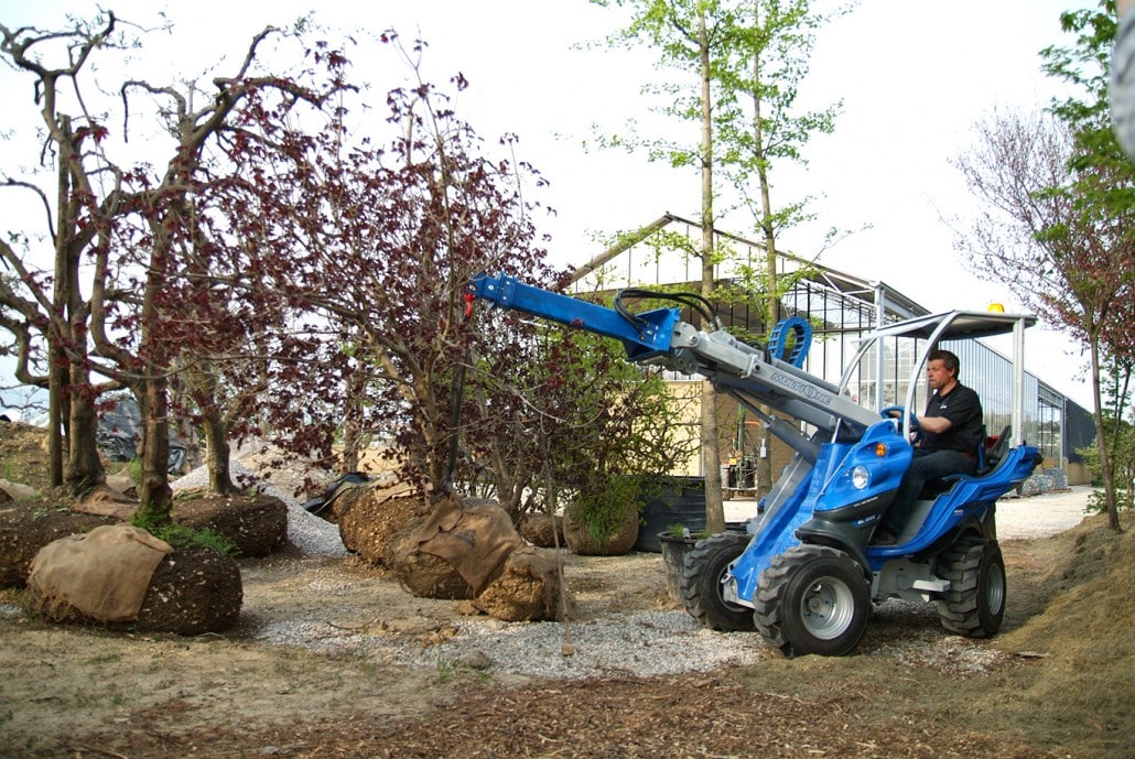 jib crane used on trees